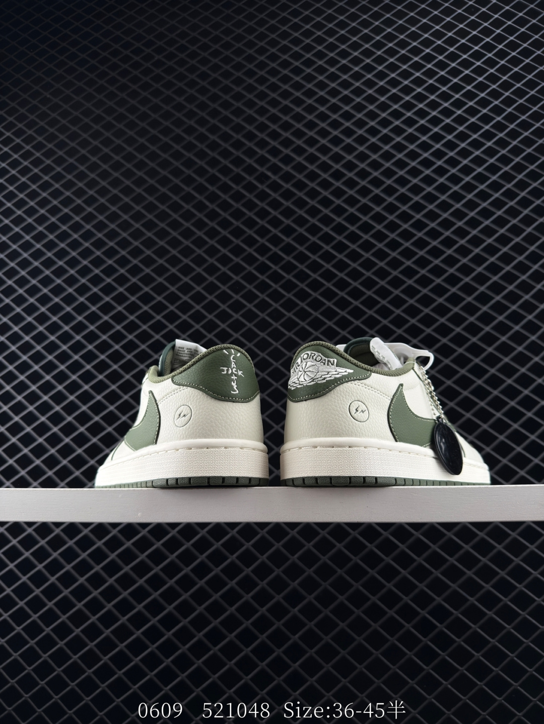 Travis Scott x Air Jordan 1 ” Reverse Mocha “